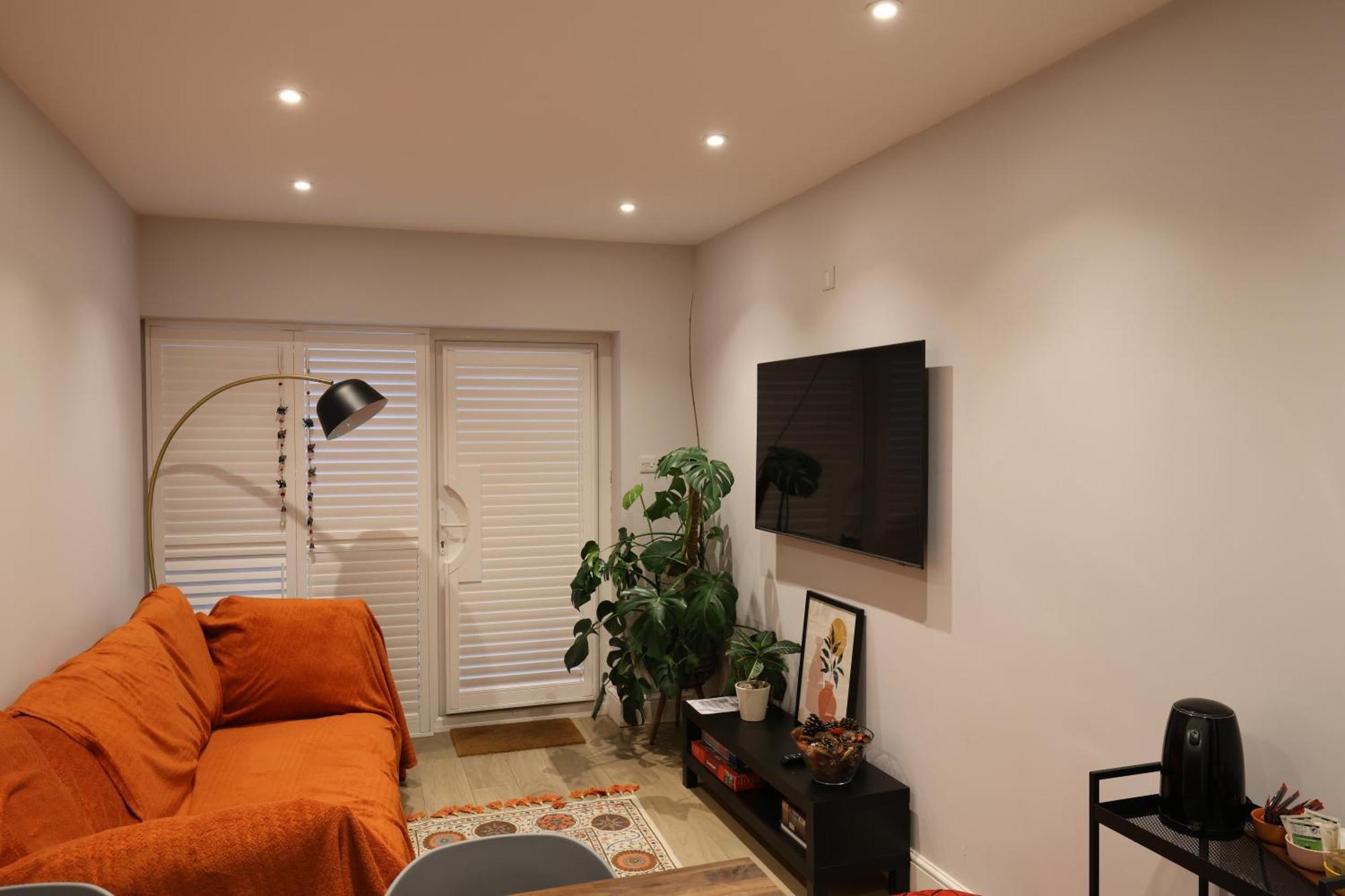 شقة Little Vine - Beautiful Ground Floor Flat In South London سوتون المظهر الخارجي الصورة